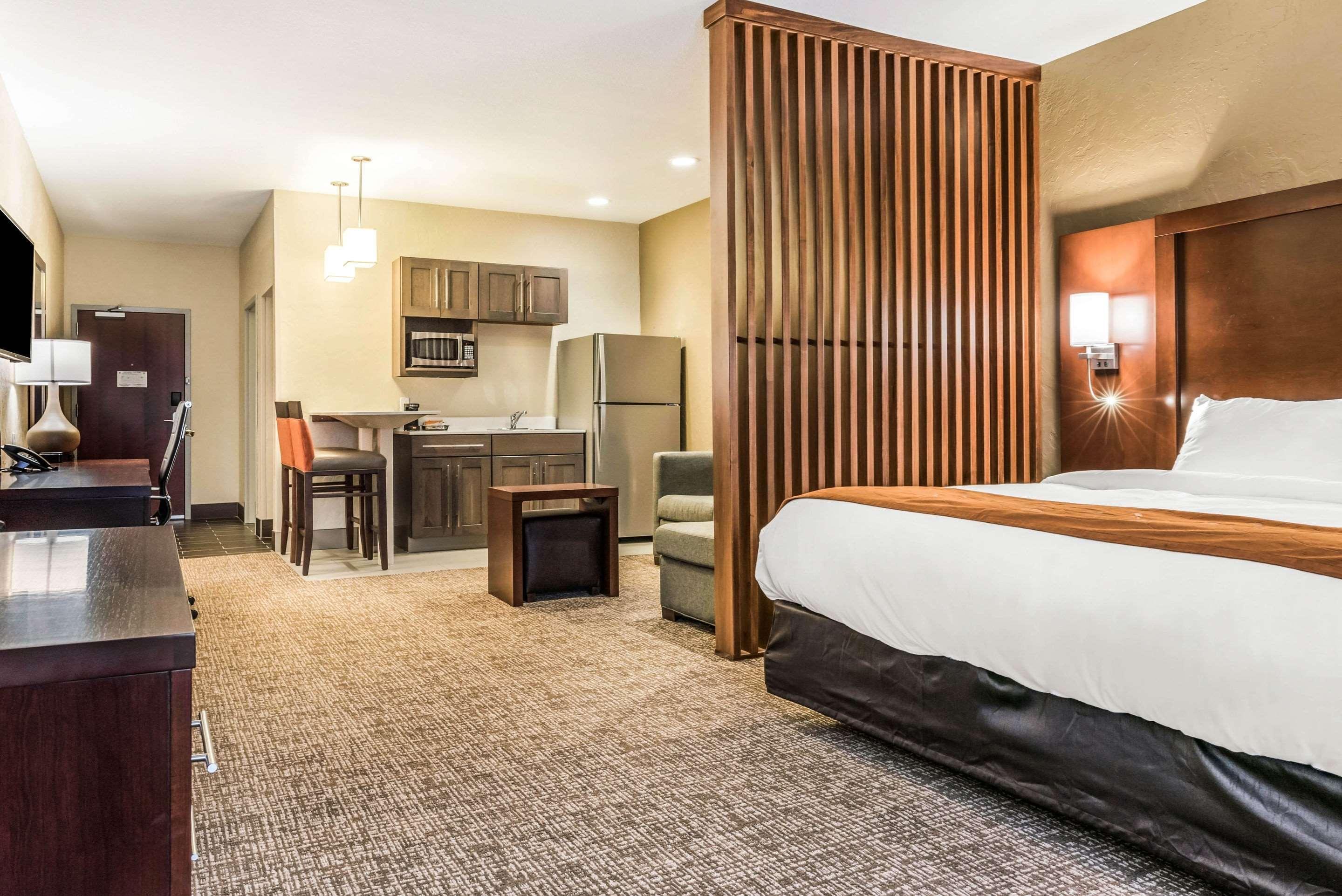 Comfort Suites Florence - Cincinnati South Exteriör bild