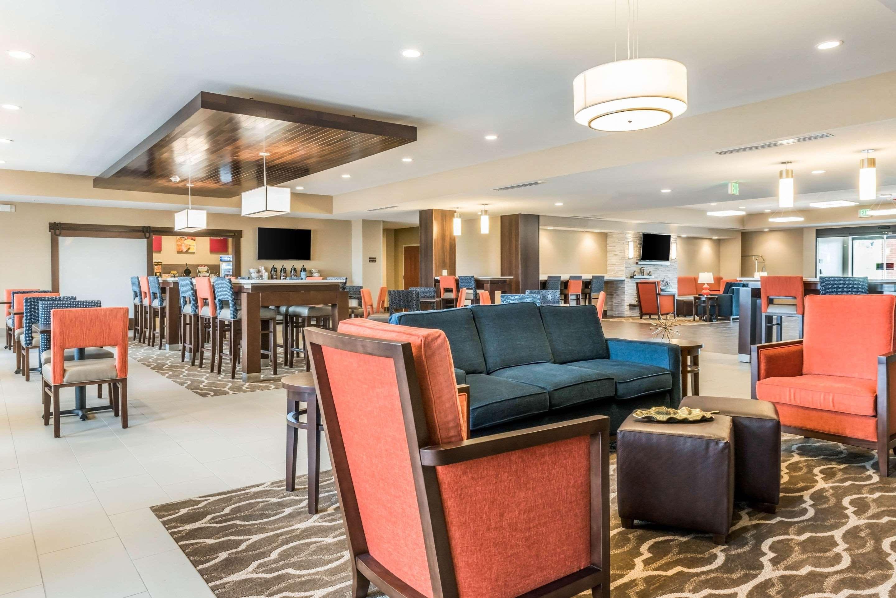 Comfort Suites Florence - Cincinnati South Exteriör bild