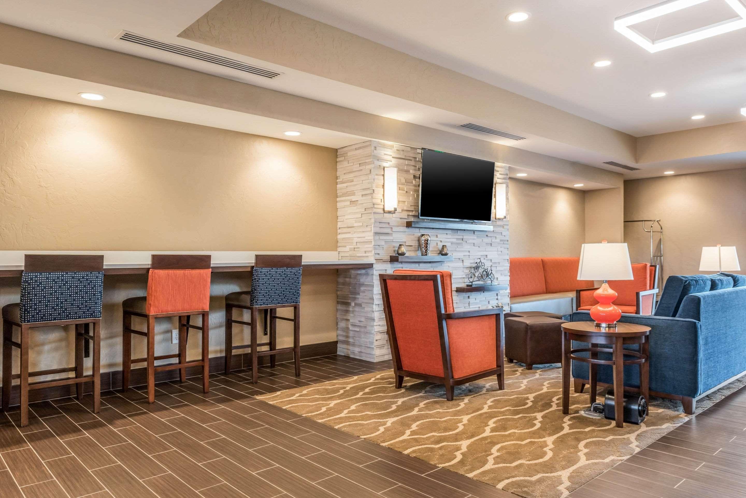 Comfort Suites Florence - Cincinnati South Exteriör bild