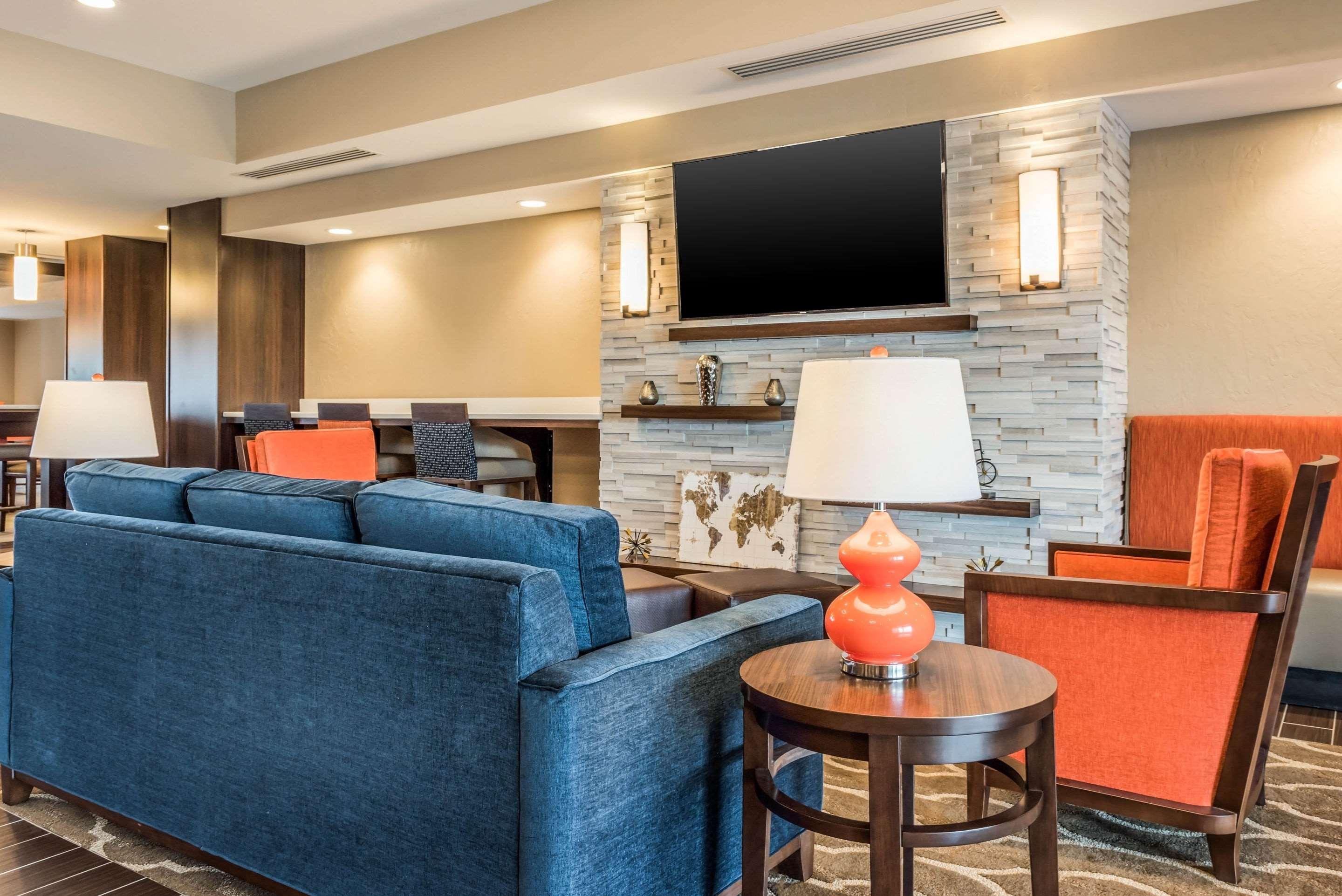 Comfort Suites Florence - Cincinnati South Exteriör bild