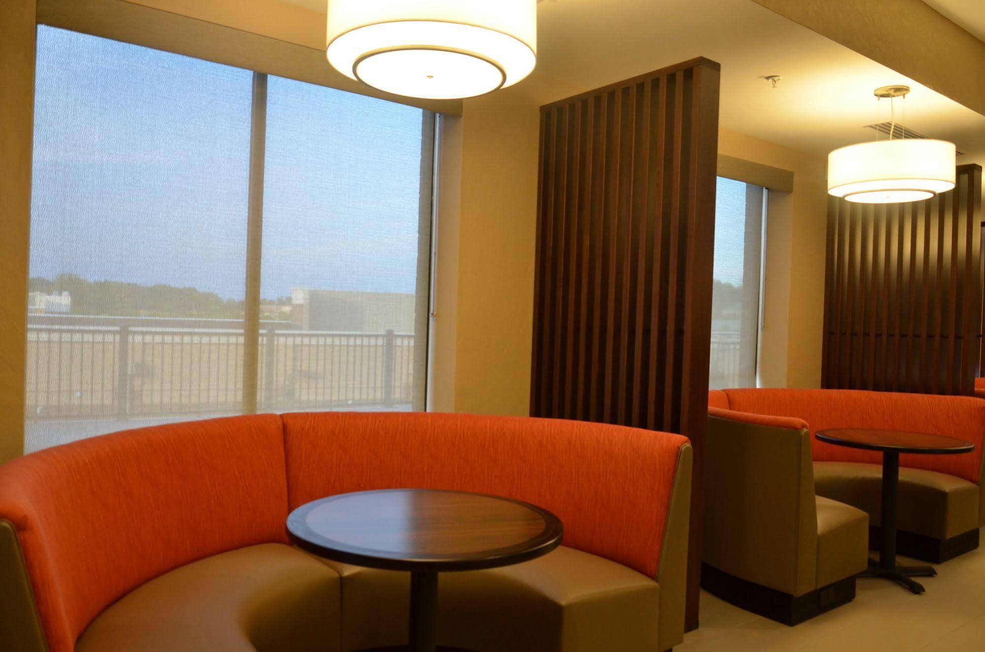 Comfort Suites Florence - Cincinnati South Exteriör bild
